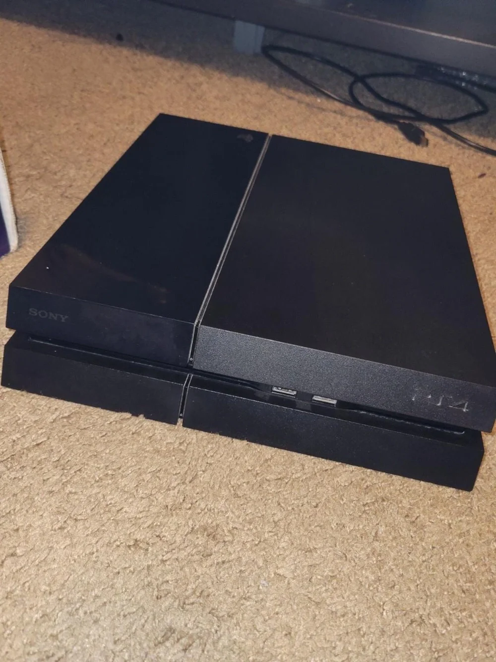Sony PS4 Console - Black comes with all cords and 7 games